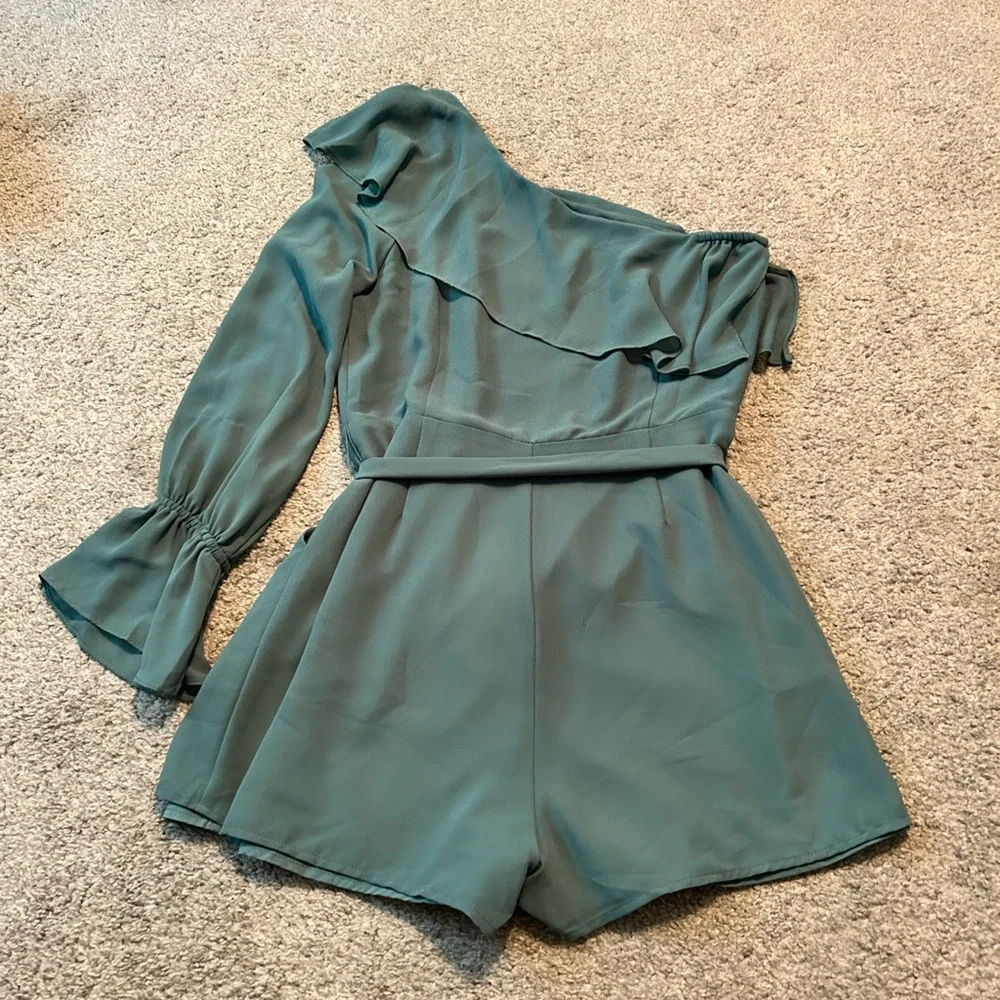Naked Zebra One Shoulder Ruffle Romper Teal Green Belted‎ Dressy Size S